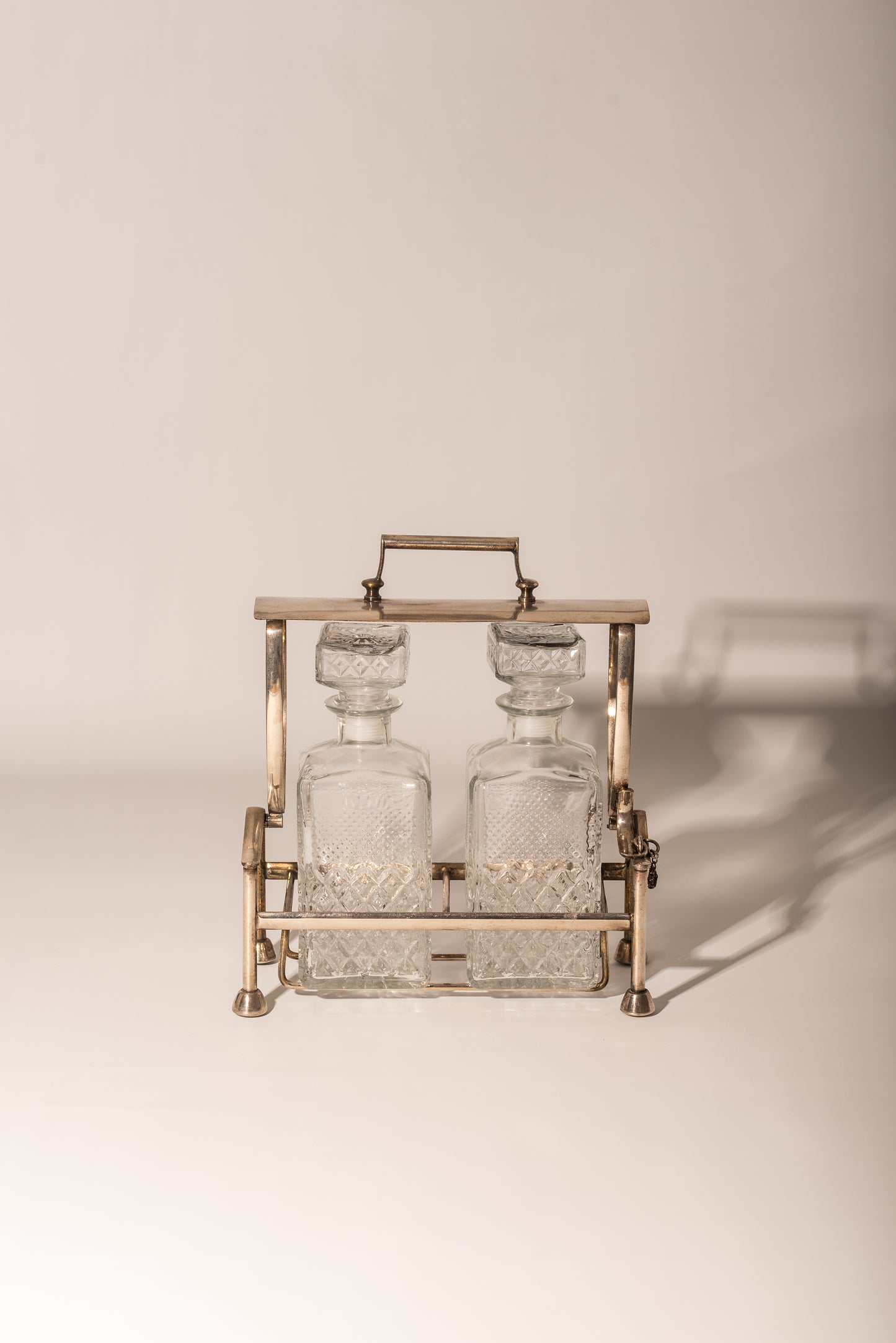 Caddy double decanter