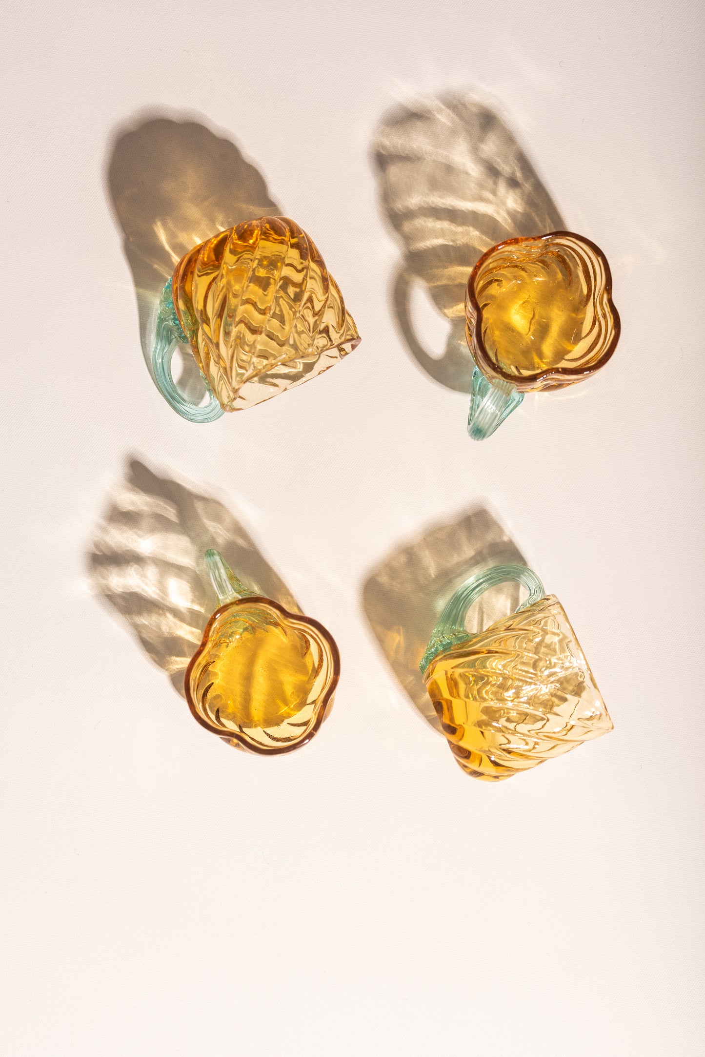 Glass basket and teacups