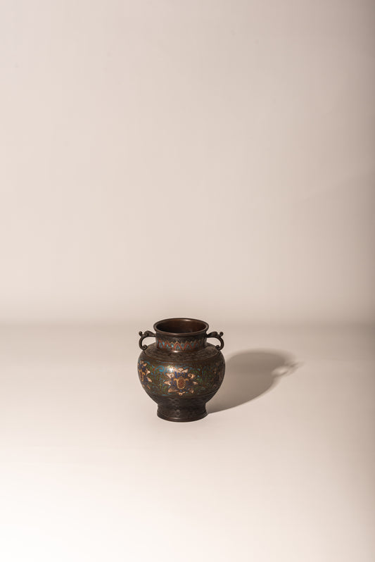 Cloisonné pot
