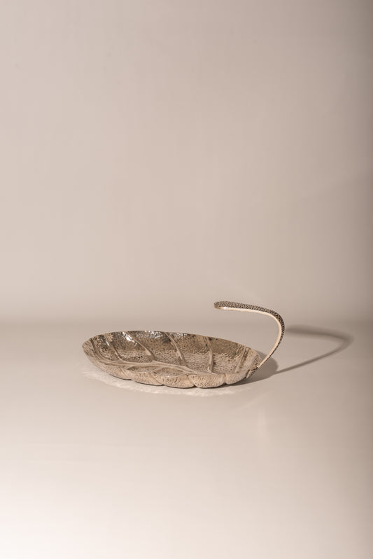 Leaf tray