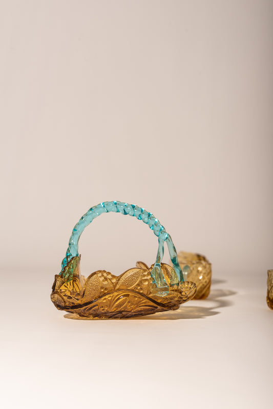 Glass basket and teacups